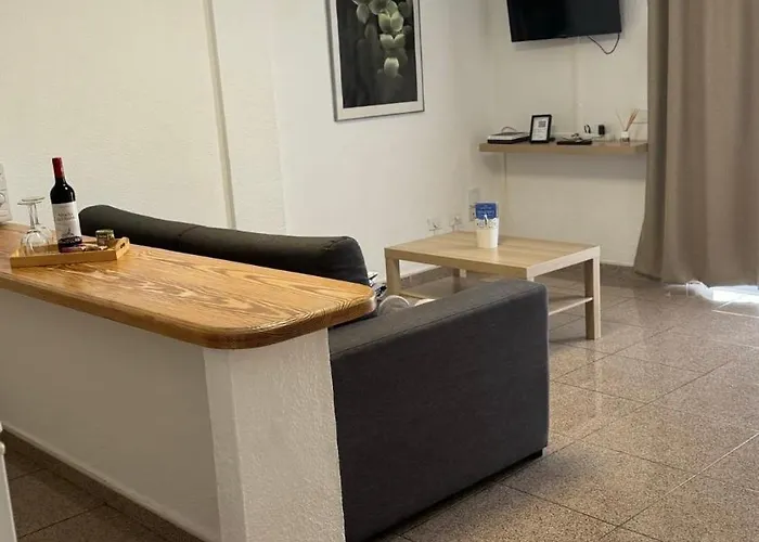 Le Petit Paradis Apartment